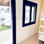 Accès vers l'extérieur depuis la cinquième chambre de la Villa Réal à Puget-sur-Argens