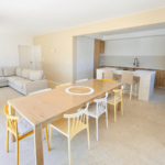 Espace de vie dans la Villa Réal à Puget-sur-Argens