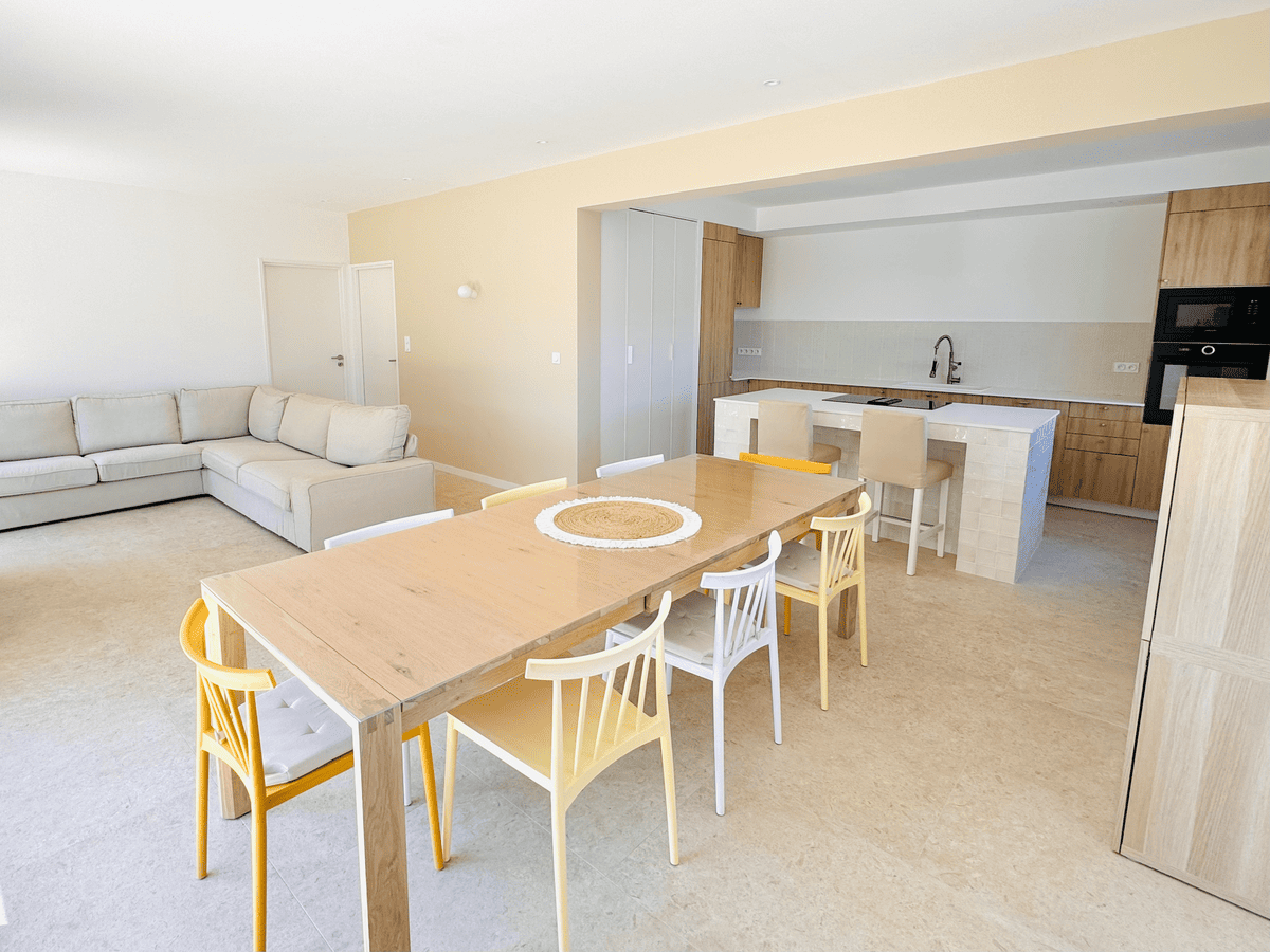 Espace de vie dans la Villa Réal à Puget-sur-Argens